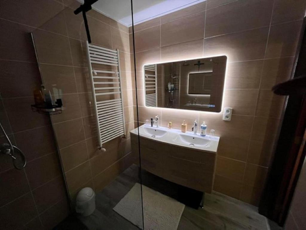 luxe vakantiewoning met jacuzzi en sauna Forêt d'Animaux photo 2