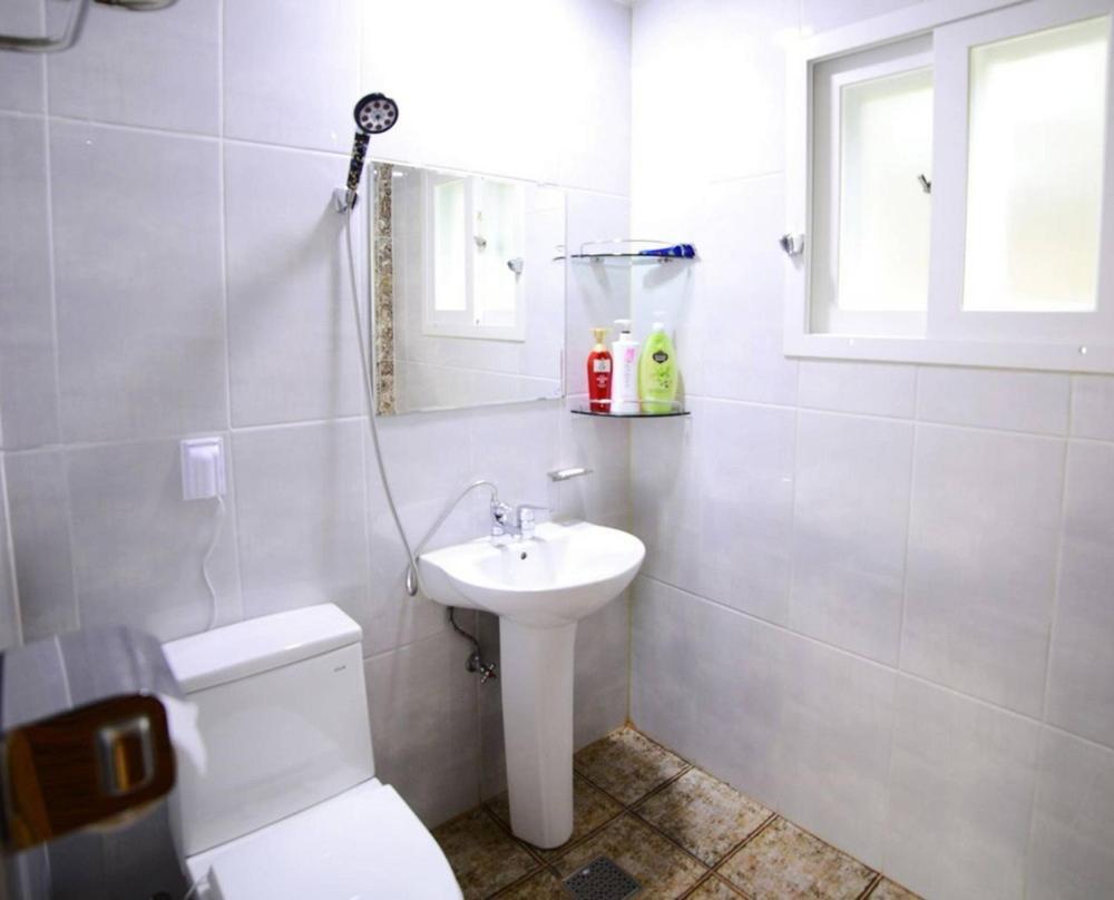 Poem Pension Room Type - Double Room 2