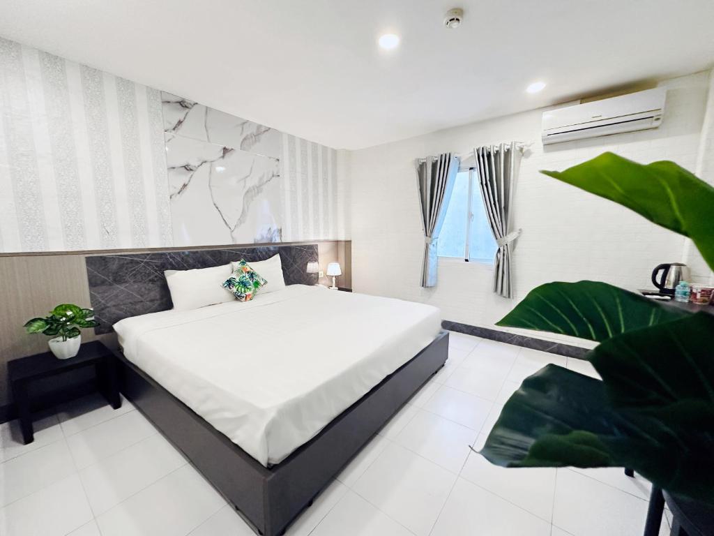 Ben Thanh CENTARA HOTEL