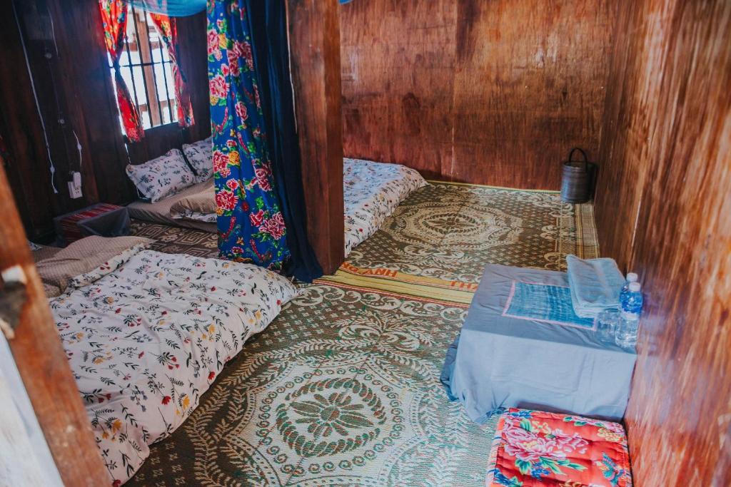 Lolo Guesthouse Meo Vac