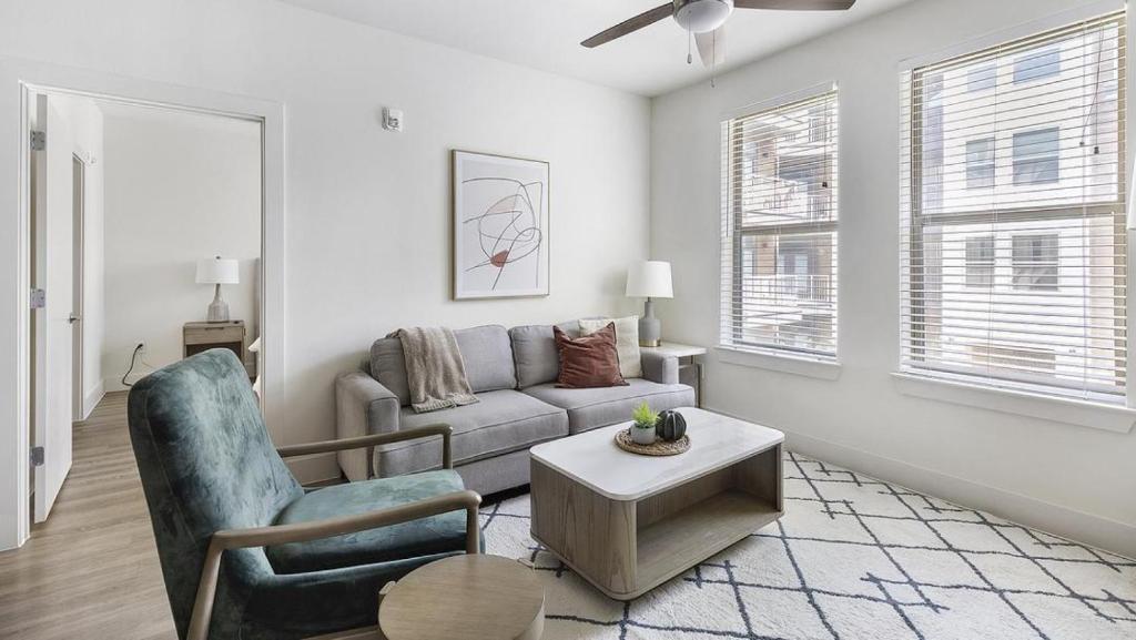 Landing at The Standard River District - 2 Bedrooms in River District image