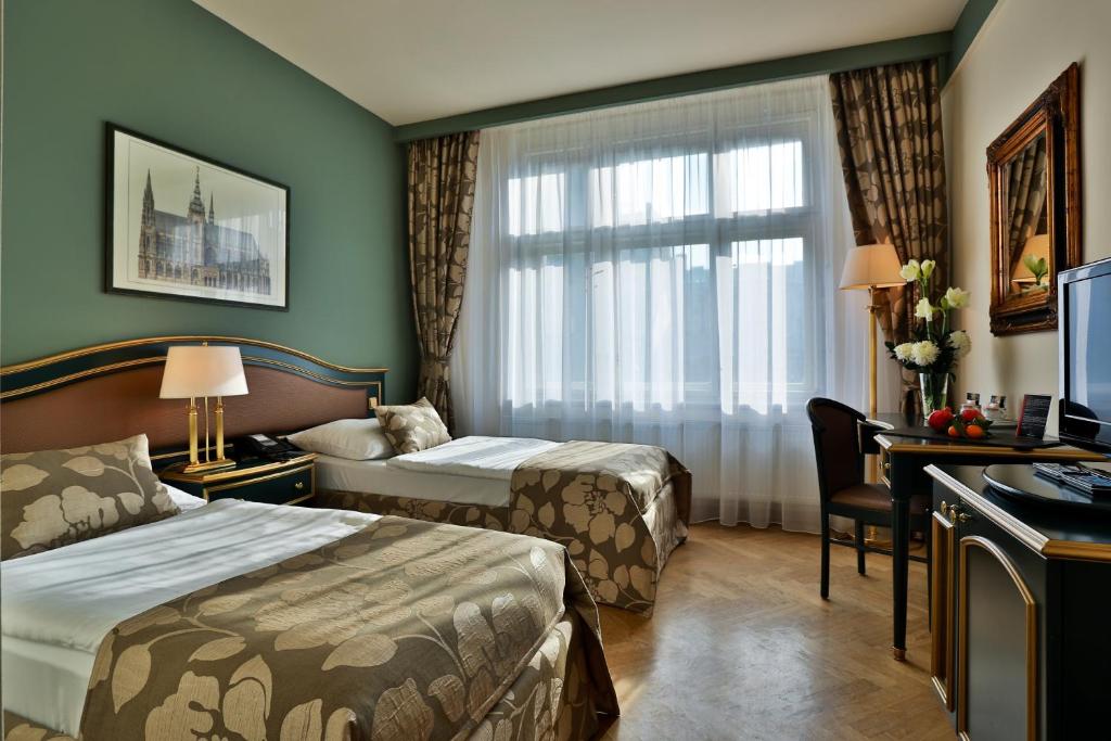 Elysee Hotel photo 4