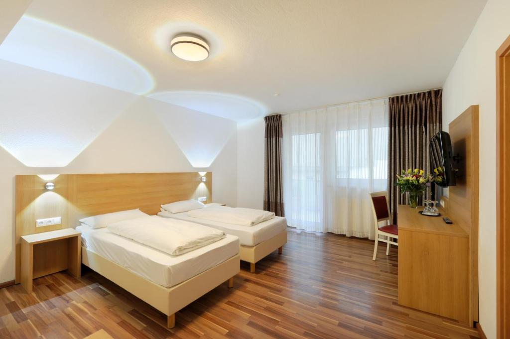 Четырехместный (Семейный номер), Bellevue Hotel