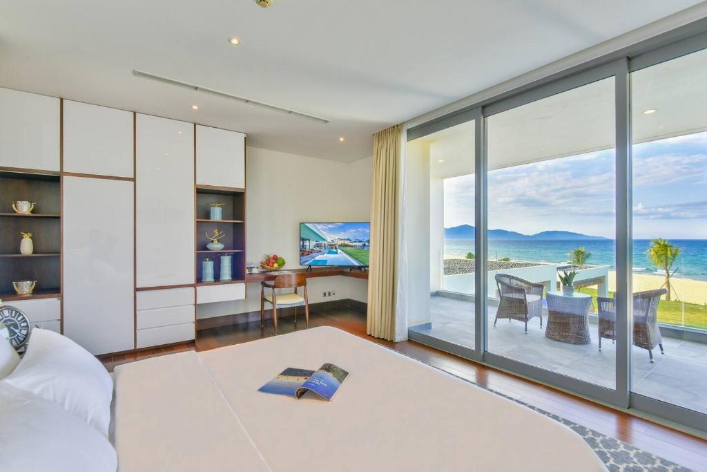 The Oceanfront Villas Da Nang Managed By Abogo