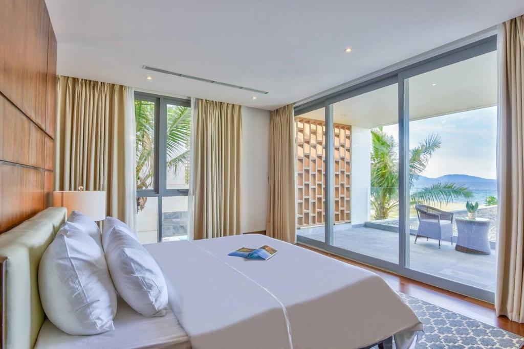 The Oceanfront Villas Da Nang Managed By Abogo