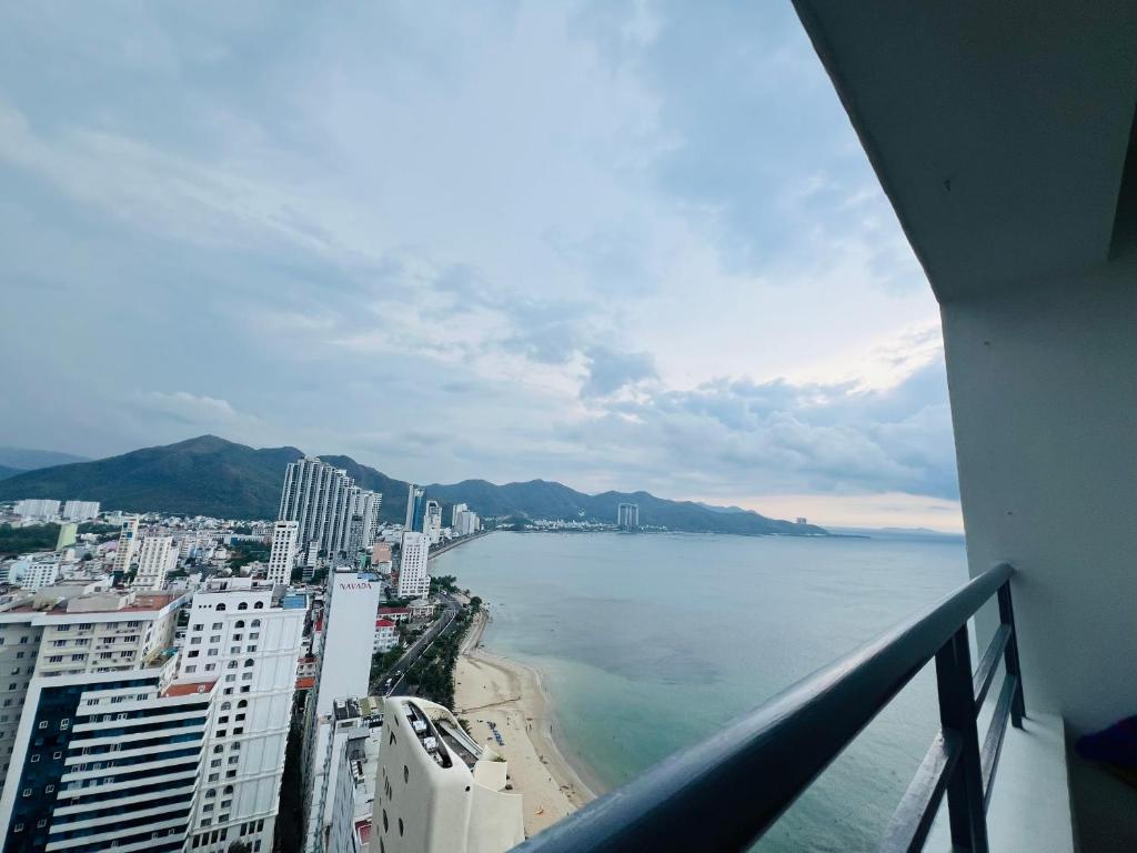 Infini-Gerbera Ocean View Nha Trang Apartment