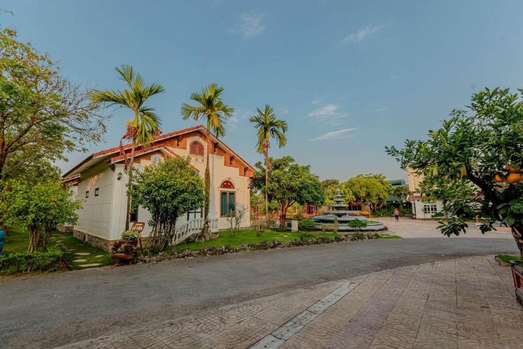 Hoa Lư Garden Resort