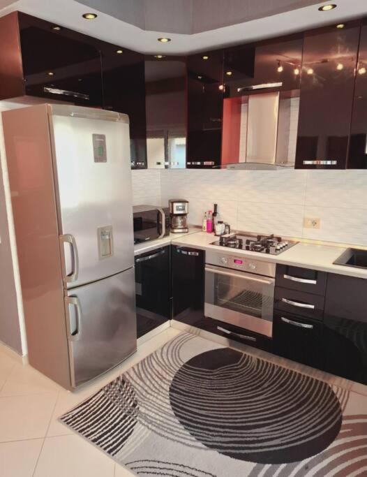 Tirana Lake Apartment photo 4