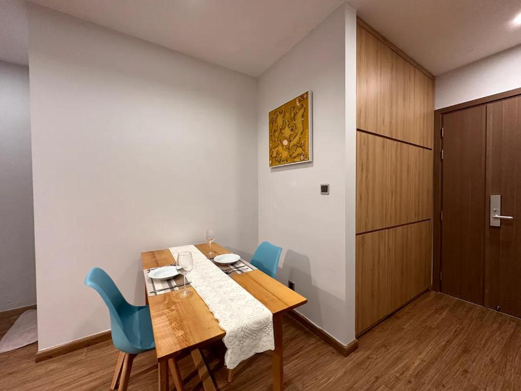 Business Travel Home