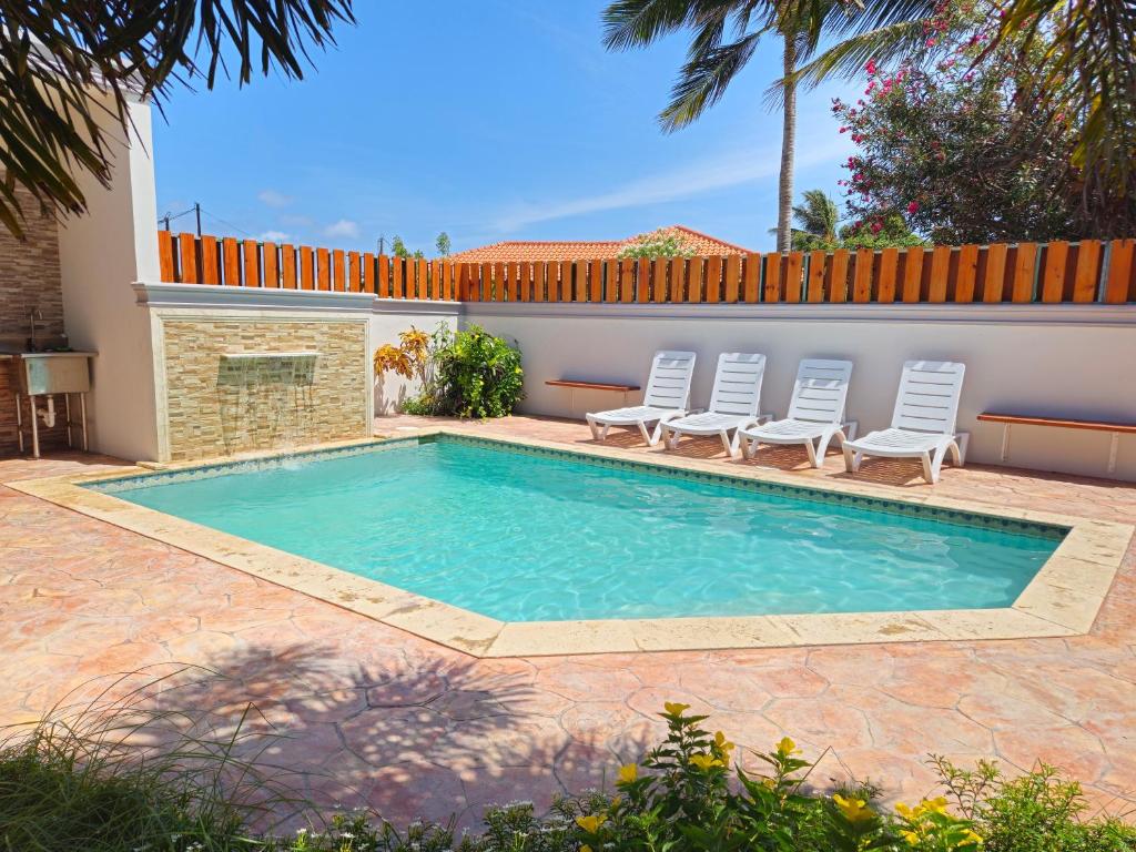 Westpunt Holiday Home