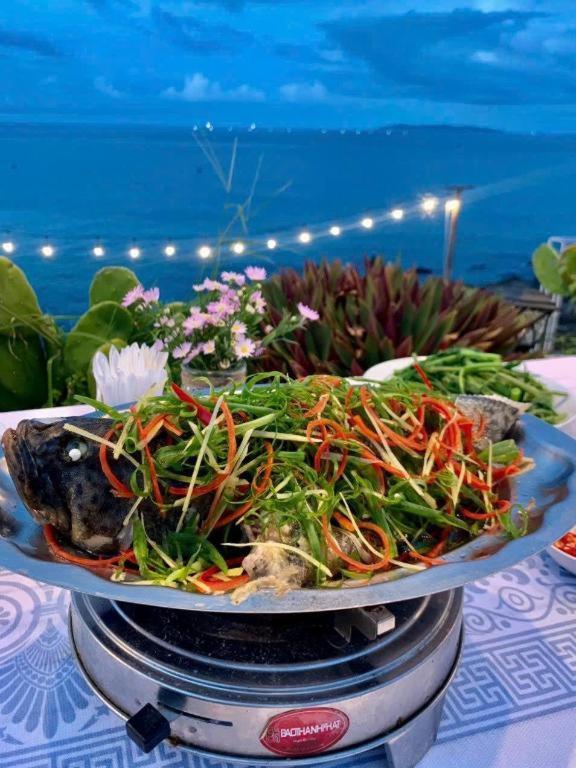 RUBEACH HOTEL & REROST