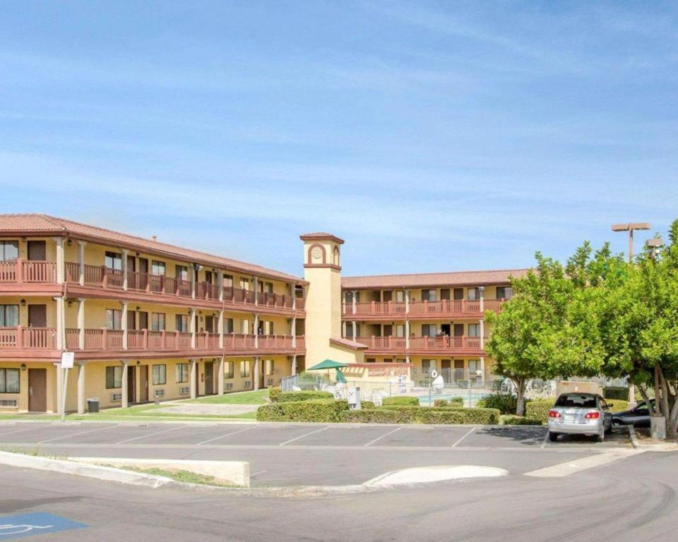 Quality Inn image