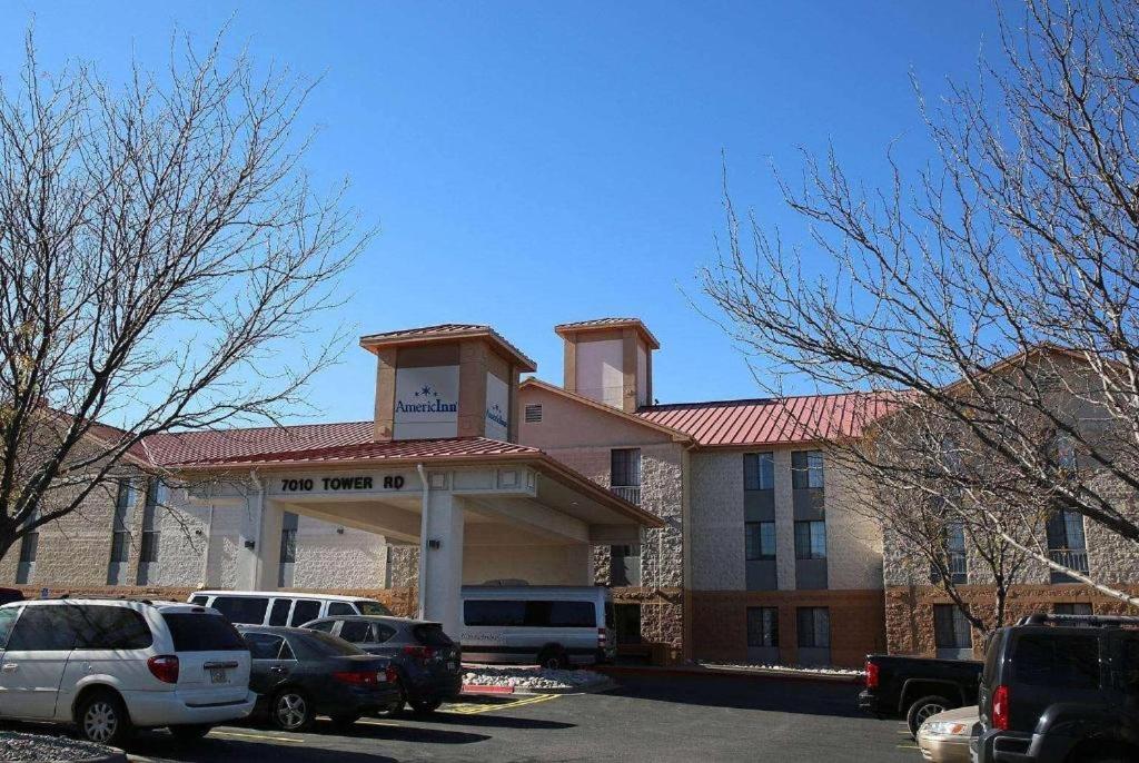 AmericInn by Wyndham Denver Airport image