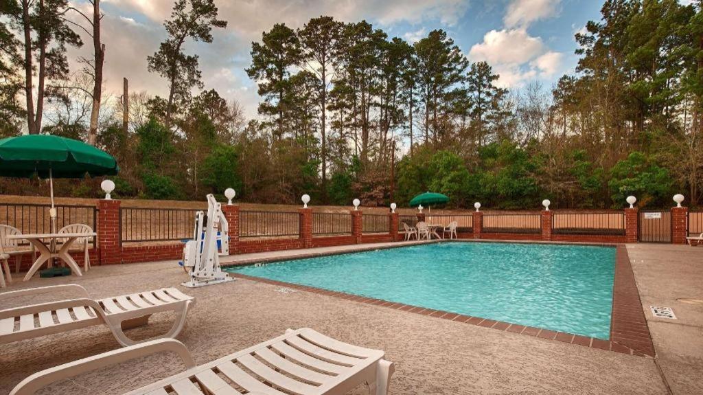 Best Western Inn Of Nacogdoches image