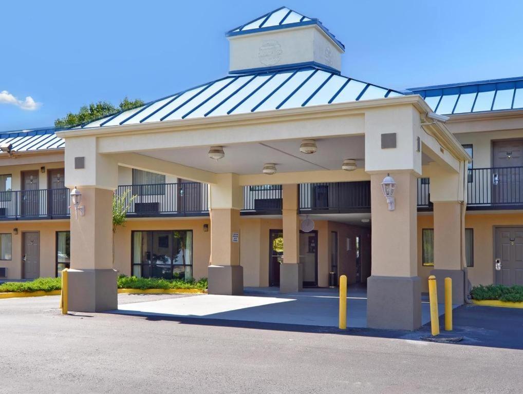 Days Inn Little Rock South image