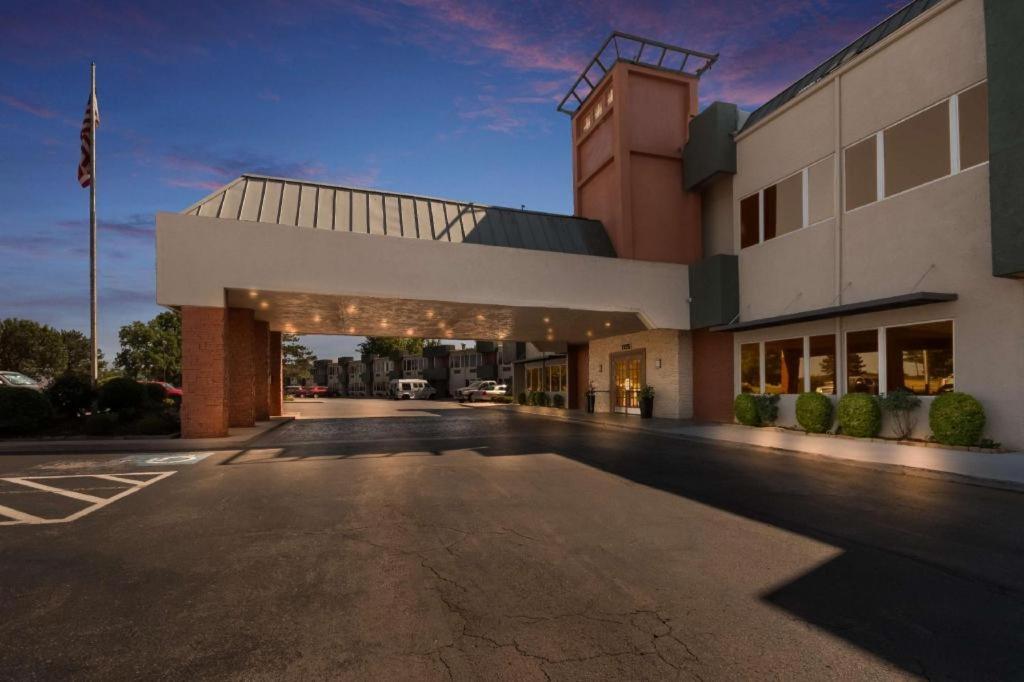 SureStay Plus Hotel by Best Western Lawton image