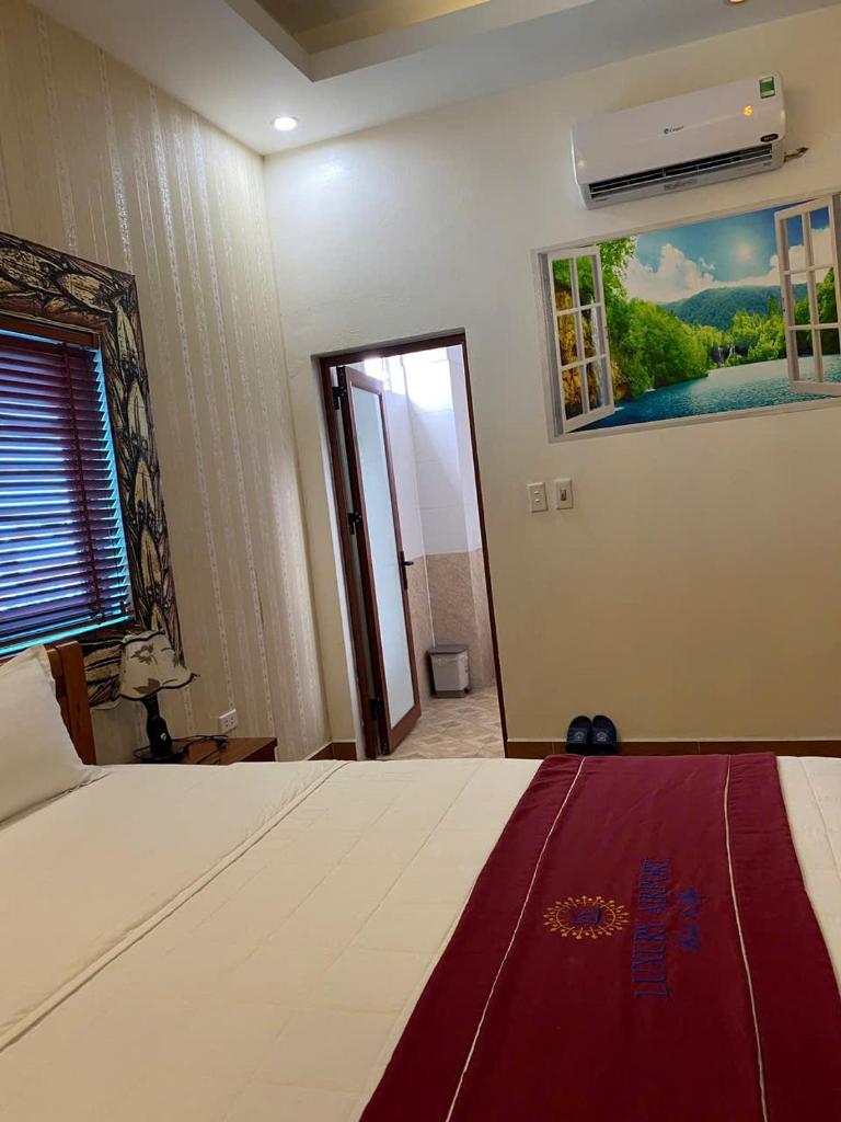 Luxury Airport Hotel - Convenient & Friendly