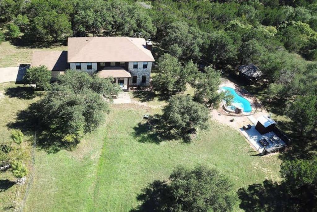 HILL COUNTRY HOME 15 ACRES,BILLIARD,FIREPIT,POOL,WINERY, Next to Flat Creek Winery image