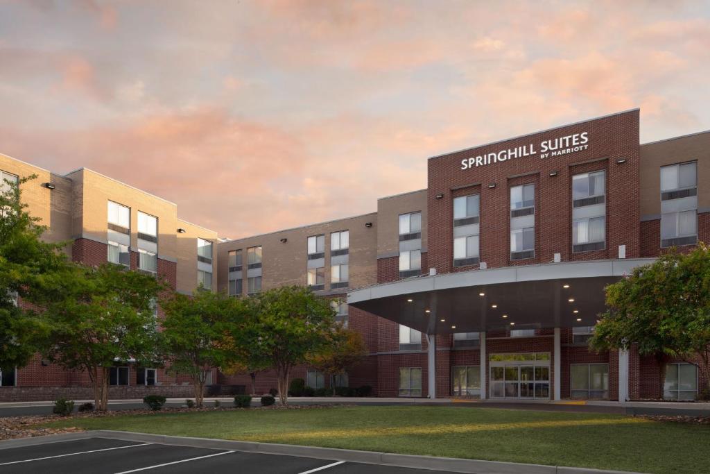 SpringHill Suites by Marriott Columbia Downtown/The Vista image