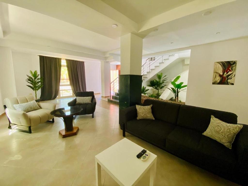 Hurghada-Magawish Villa 5 - Tap to explore photos