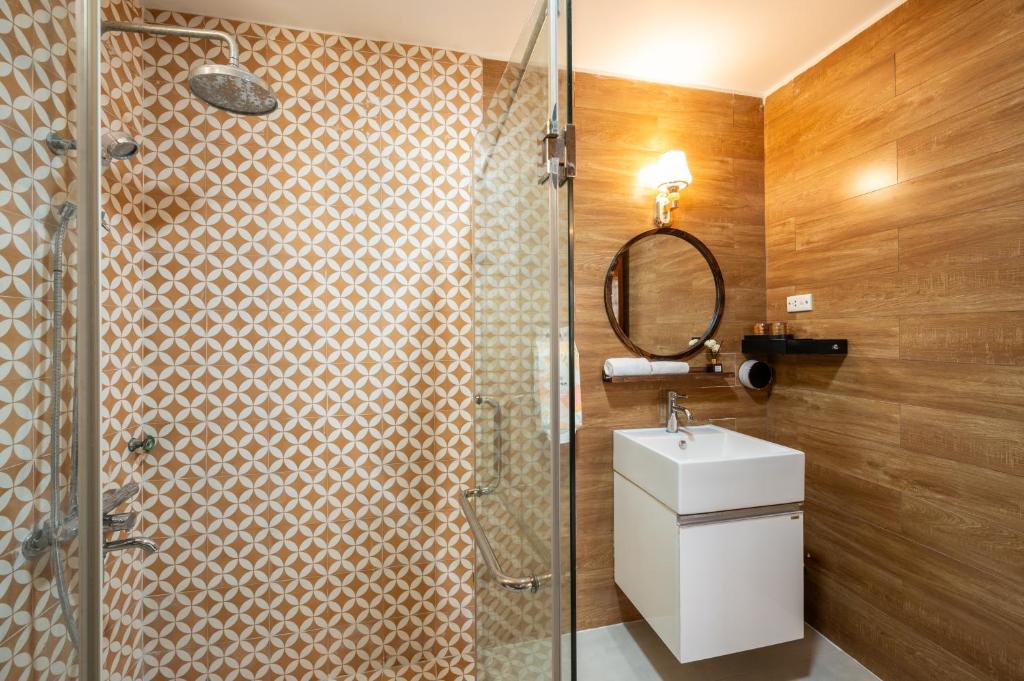 THE AUTUMN - Branch 1