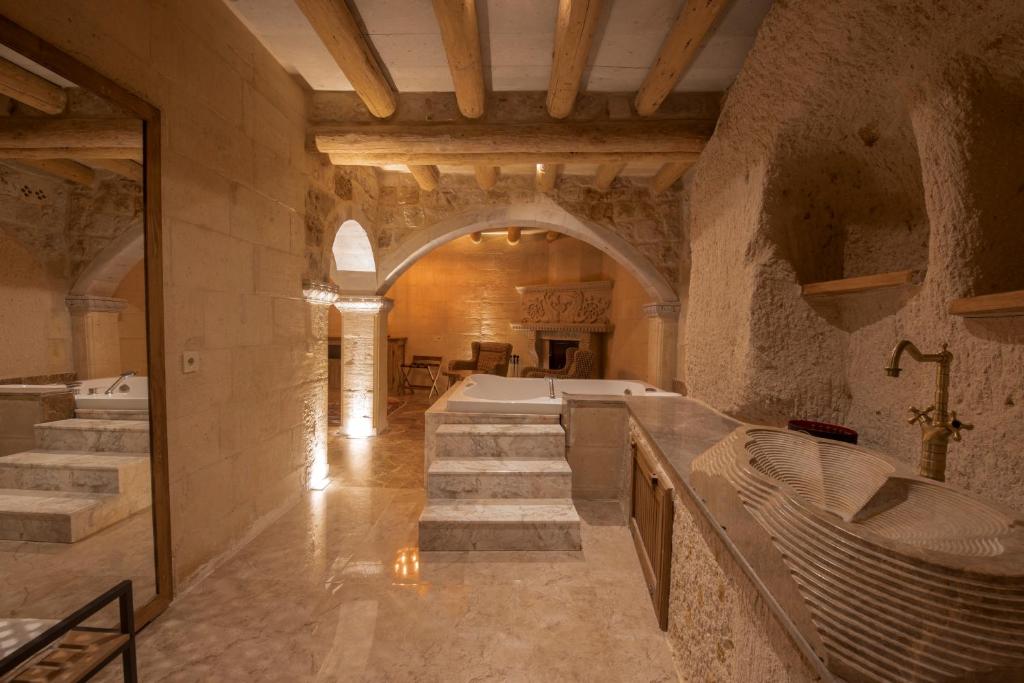 Harem Suites Cappadocia - Tap to explore photos