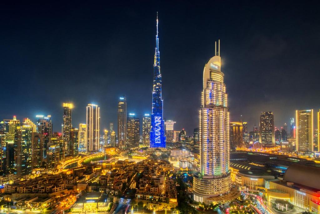 Full Burj Khalifa & Fountain View, 3-min to Dubai Mall, High Floor, Burj Royale by Emaar
