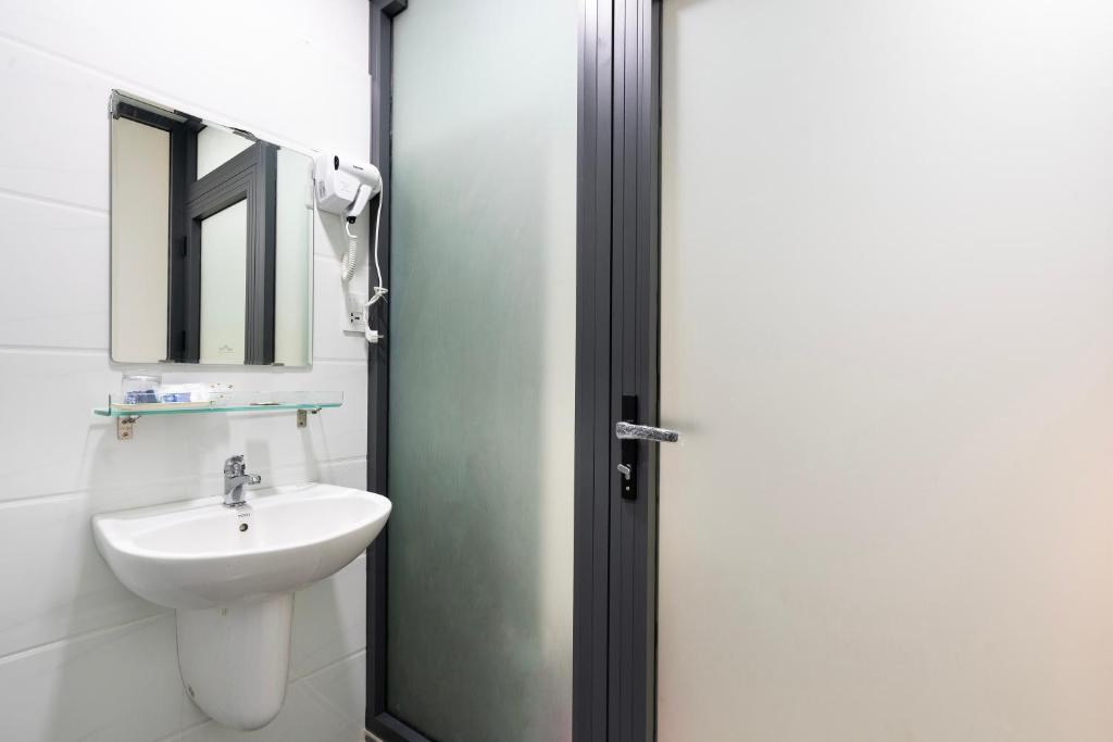 Hoang Luxury Hotel Dist 1 Ho Chi Minh