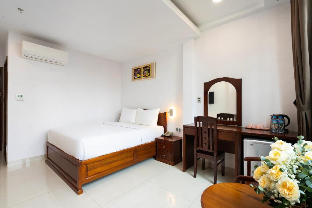 Hoang Luxury Hotel Dist 1 Ho Chi Minh