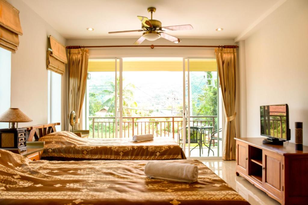 Baan Rosa Bangtao Beach photo 2
