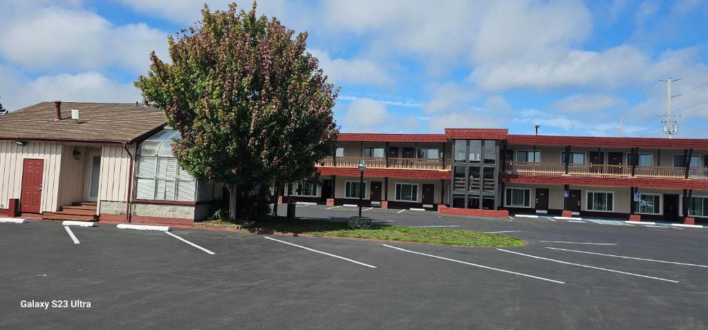 North Coast Inn image