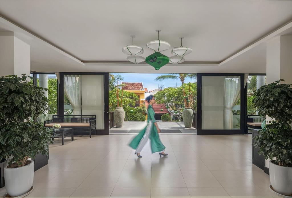 Vĩnh Hưng Emerald Resort