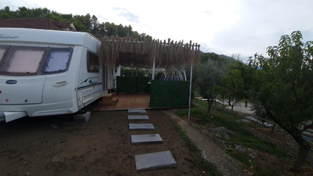 caravan on the lake photo 1