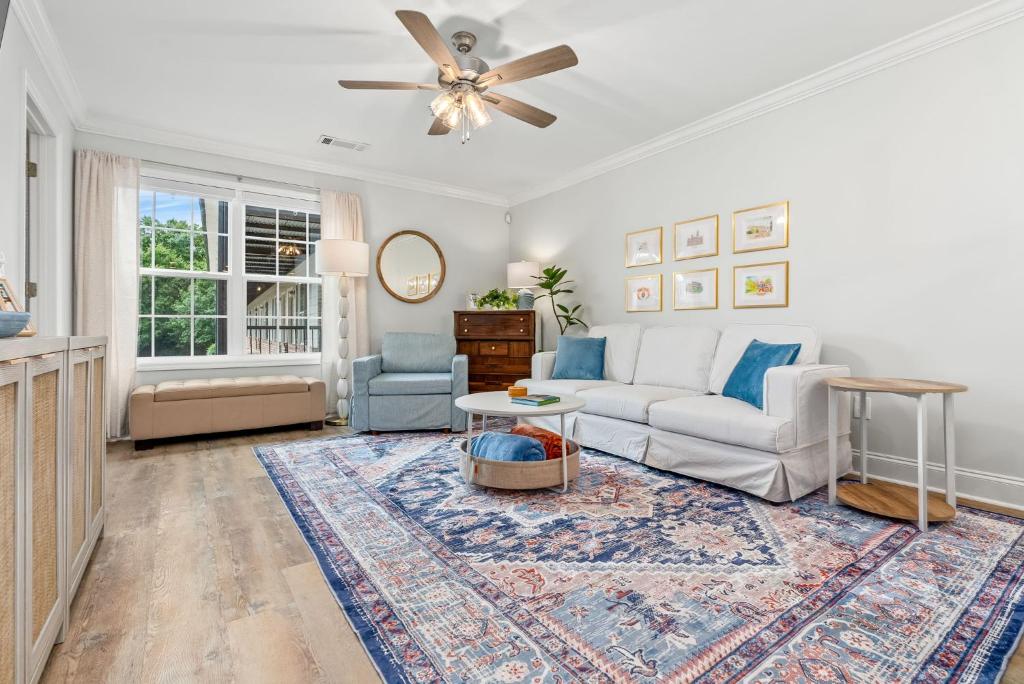 Copper on Ross - Modern and Remodeled image