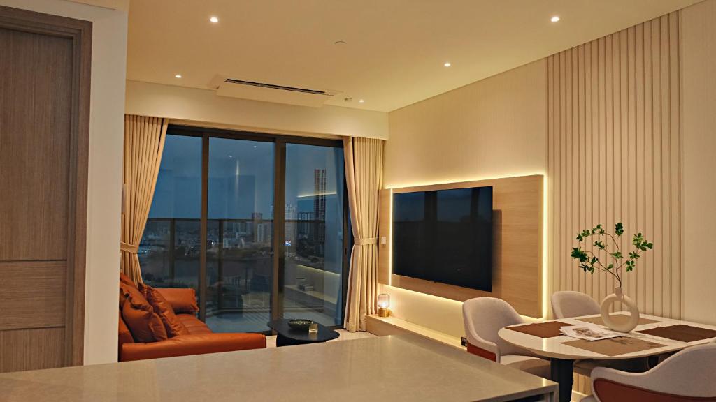 Metropole Thu Thiem - Tiff's Opera Suite