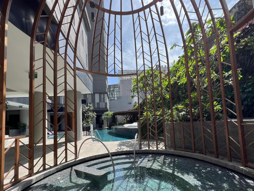 Zenity Luxury Apartment - Jacuzzi - Saigon Centre