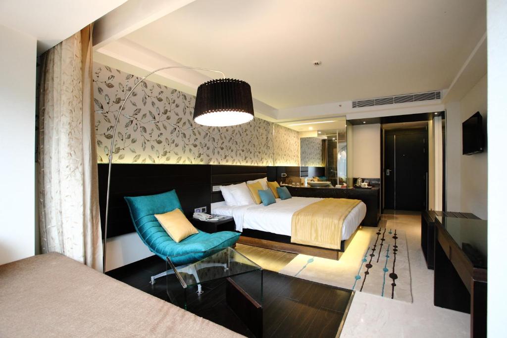 Двухместный (Day Use Room - with Lunch & 15 mins of SPA service), Country Inn & Suites By Radisson, Bengaluru Hebbal Road