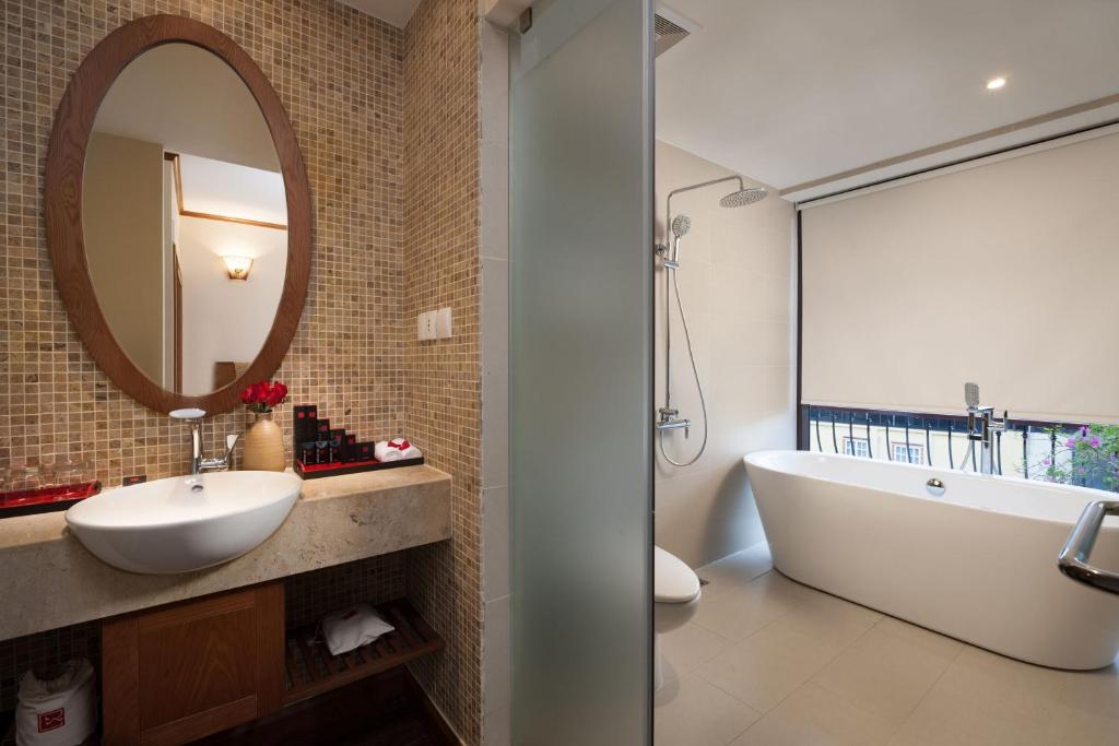 MK Premier Boutique Hotel