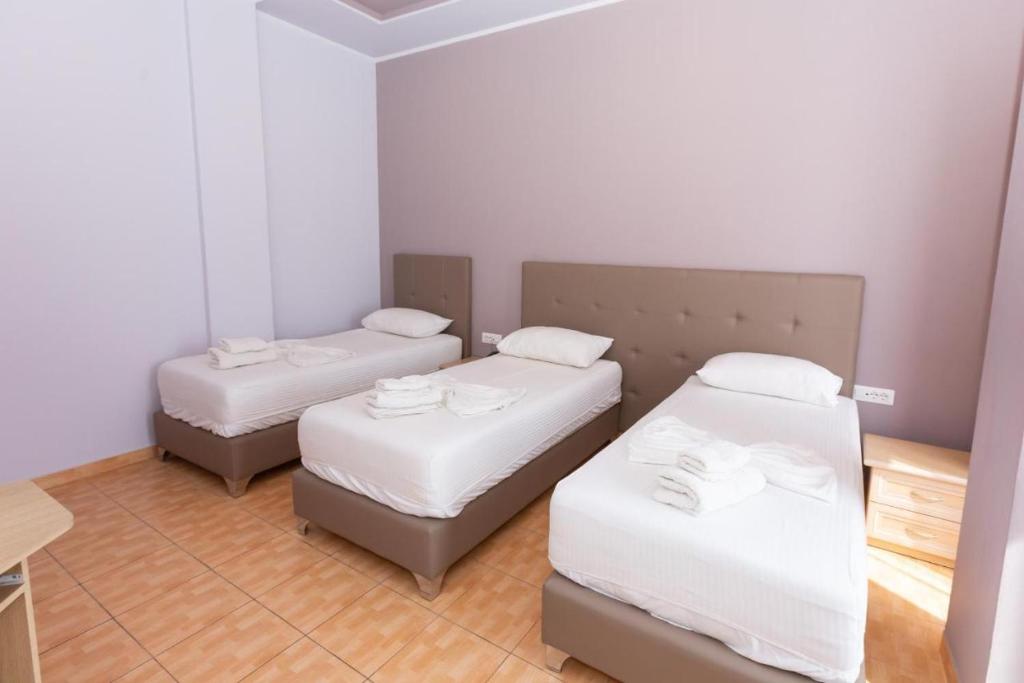 Hotel Triada photo 1