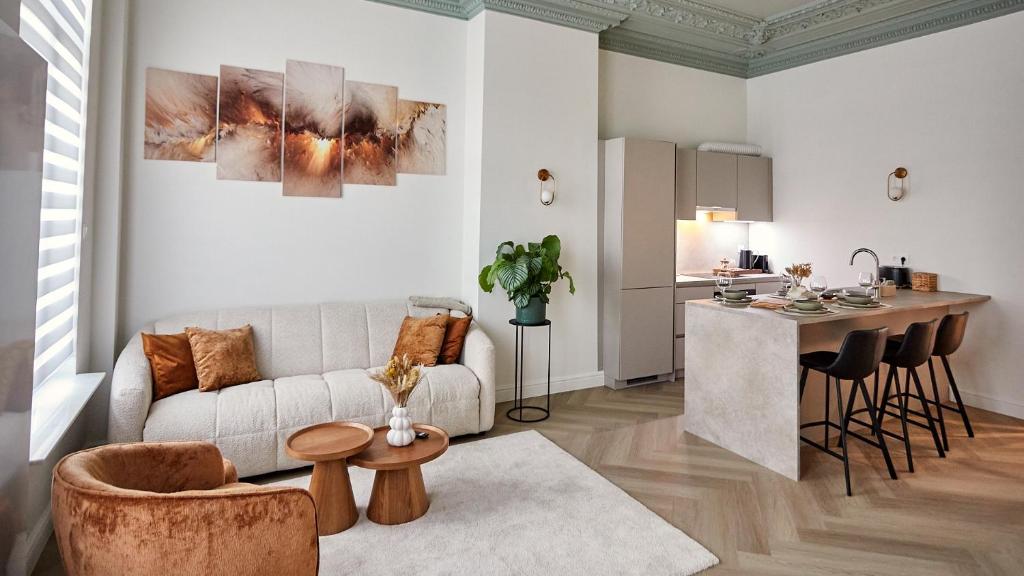Urban Chic Apartment in the Heart of Mechelen photo 1