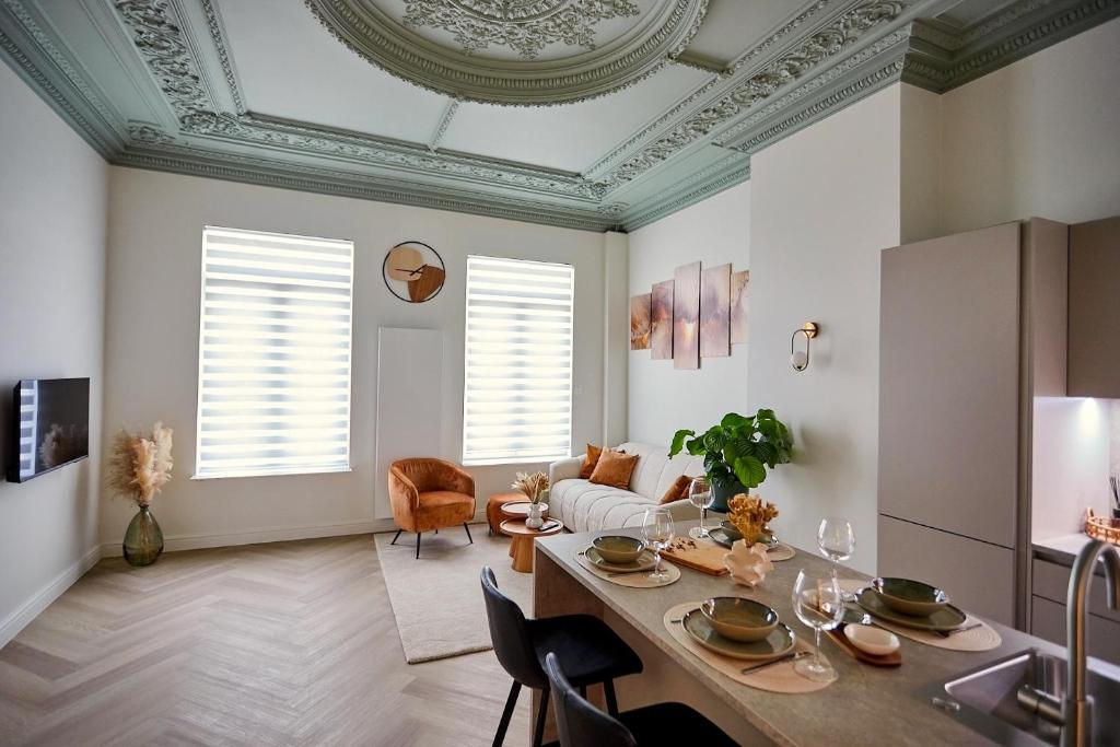 Urban Chic Apartment in the Heart of Mechelen photo 3