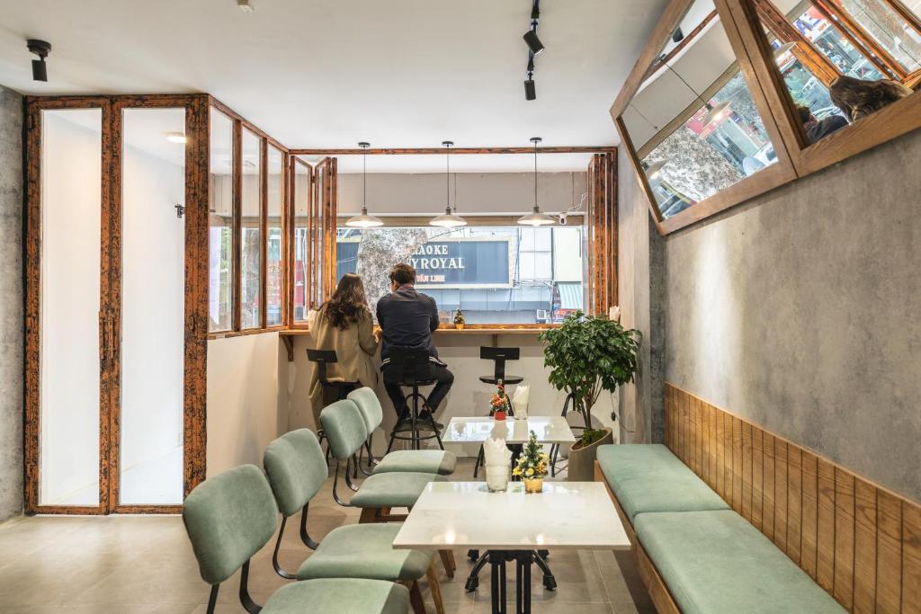 MARVEL Premium Building in Old Quarter with LIFT