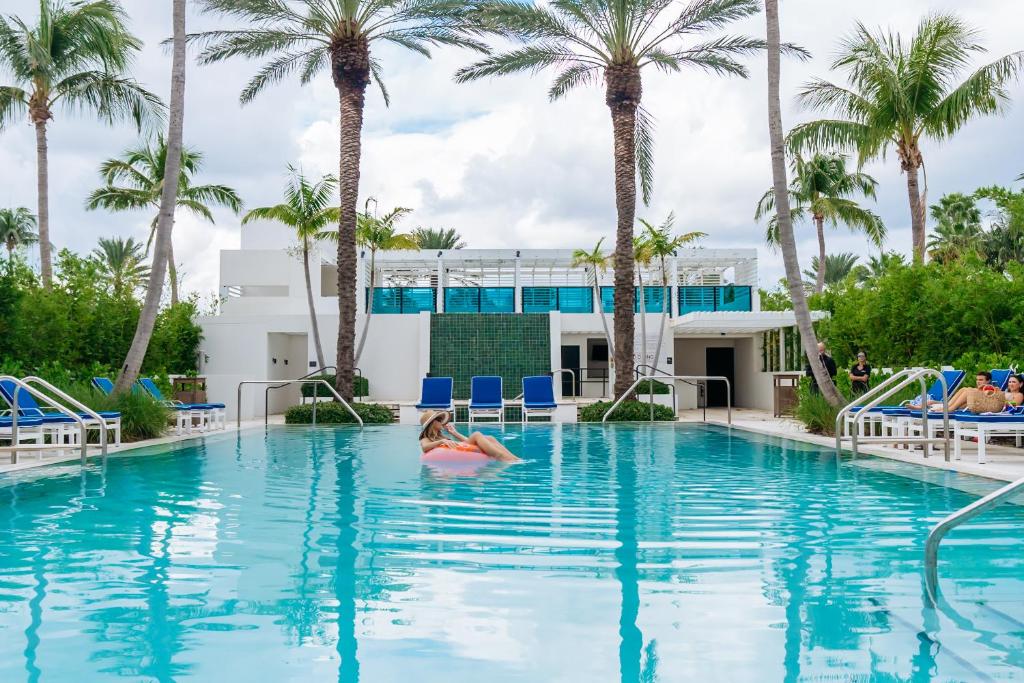 Tideline Palm Beach Ocean Resort and Spa image