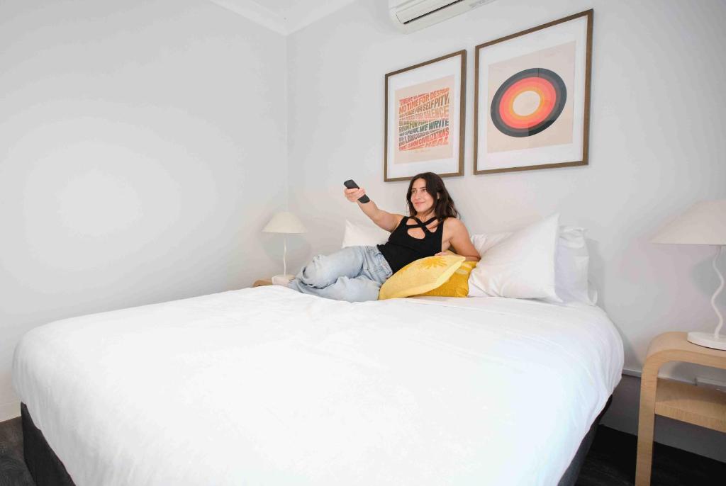 Little Drifter Surry Hills Room Type - Queen Ensuite Room