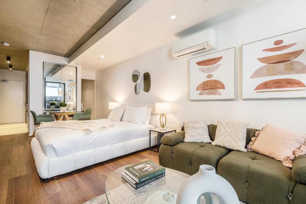 Central Charm Small Studio Retreat in Melbourne photo 2