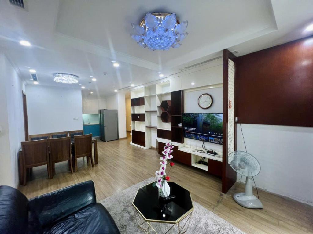 BOM HOMES- Vinhomes Timescity-3Br-Luxury Apt