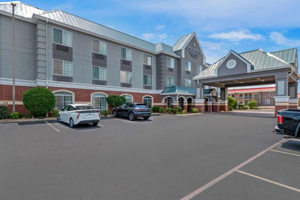 Country Inn & Suites by Radisson, Hot Springs, AR image