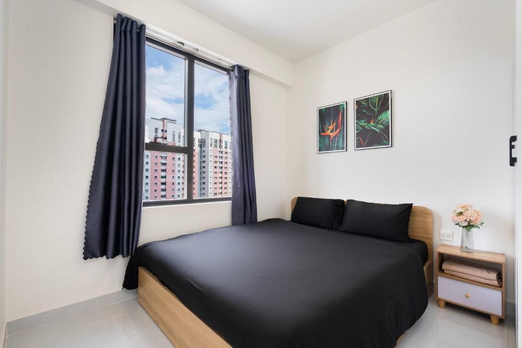 SOHO Residence - Central 2BR Apartment with Modern Comfort in District 1