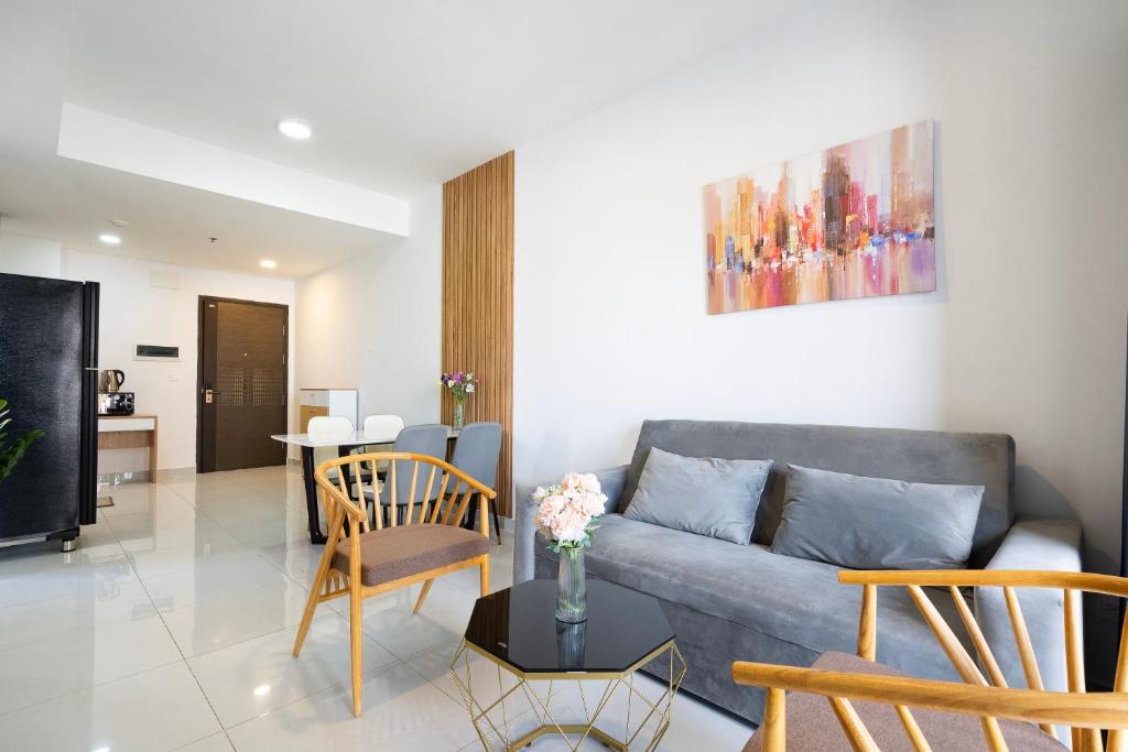 SOHO Residence - Central 2BR Apartment with Modern Comfort in District 1