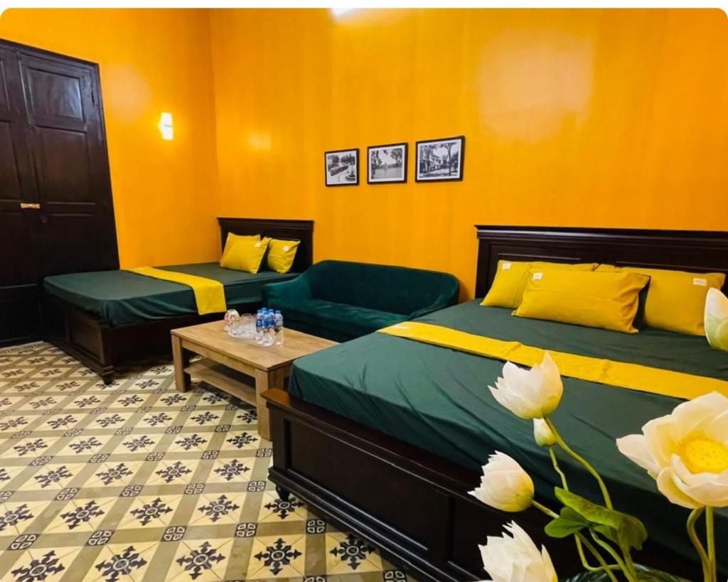 Autumn Hanoi House 22